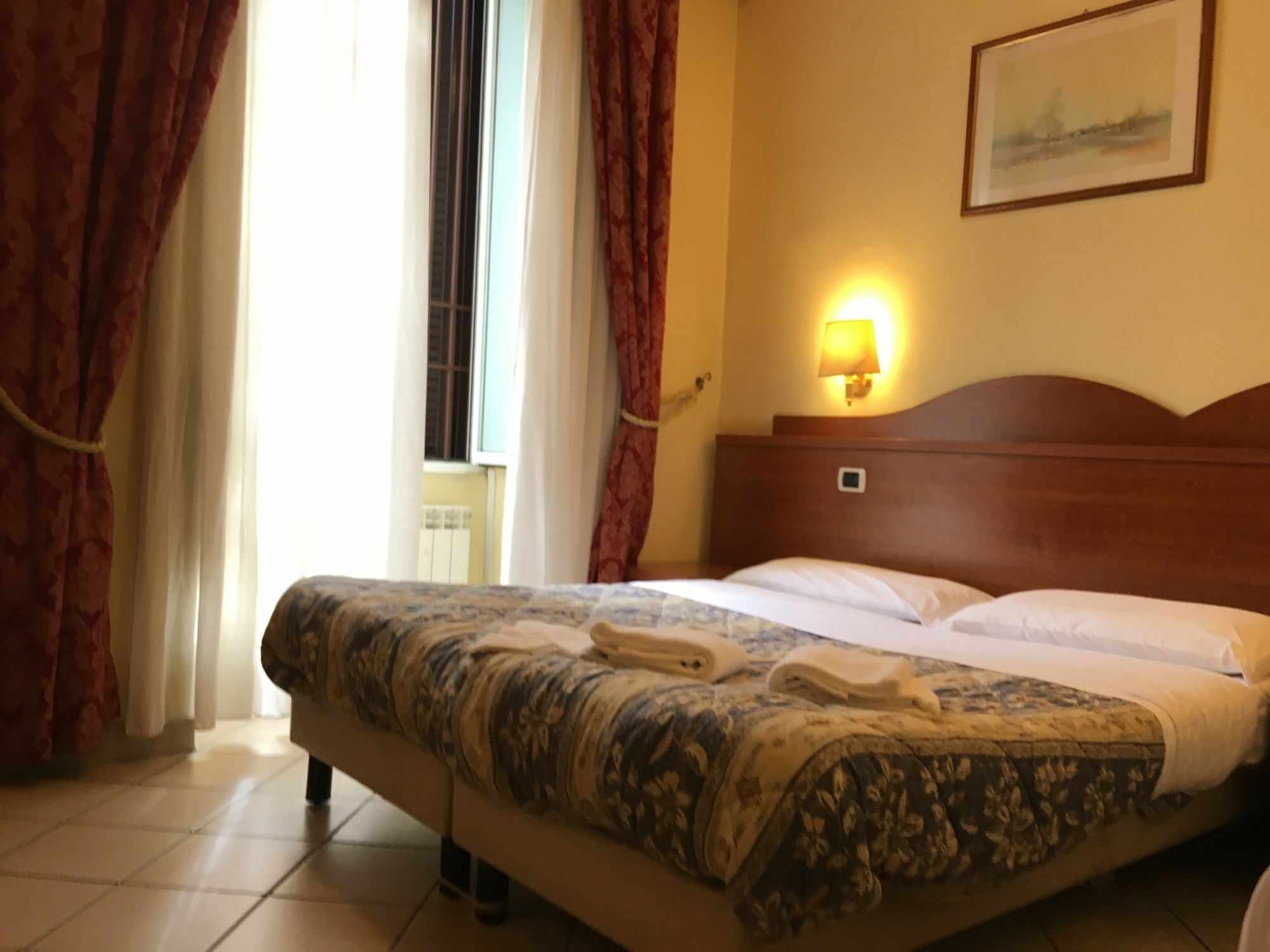 Отель Rome Terminal House Экстерьер фото